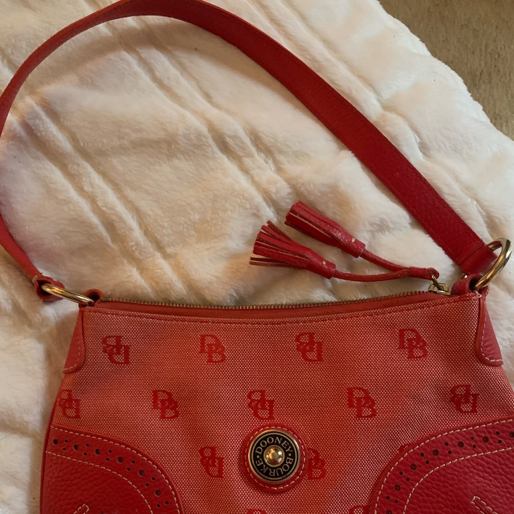 Dooney & Bourke purse